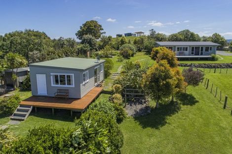 Photo of property in 965 Pataua Road North, Whareora, Whangarei, 0175