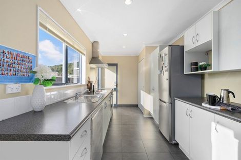 Photo of property in 4a Fairfield Avenue, Fairfield, Lower Hutt, 5011