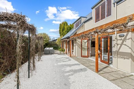 Photo of property in 2/151 Idris Road, Strowan, Christchurch, 8052