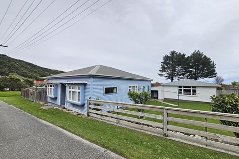 Photo of property in 182 Bright Street, Cobden, Greymouth, 7802