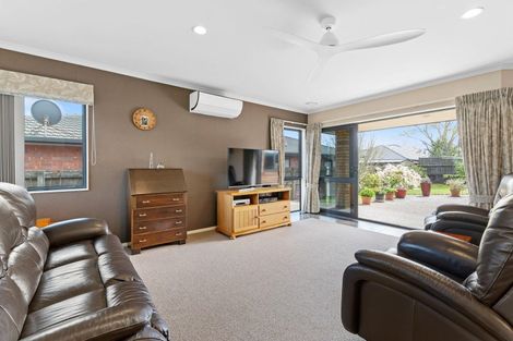 Photo of property in 16 Frame Place, Owhata, Rotorua, 3010