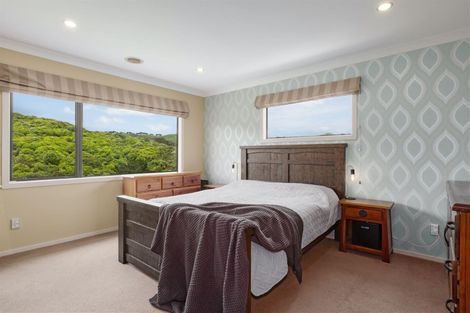 Photo of property in 53 Te Puia Drive, Aotea, Porirua, 5024