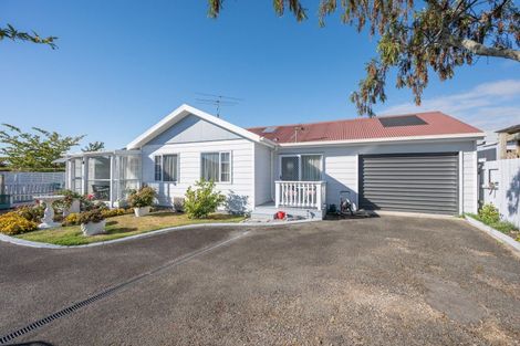 Photo of property in 1 Inglis Street, Motueka, 7120