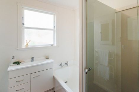 Photo of property in 7 Ruha Street, West End, Palmerston North, 4412