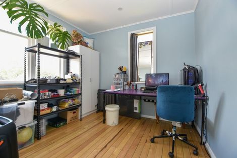 Photo of property in 32 Rhodes Street, Carterton, 5713