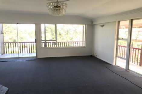 Photo of property in 15 Barlow Place, Chatswood, Auckland, 0626