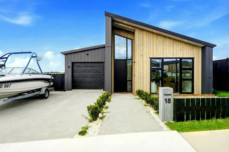 Photo of property in 18 Beaumont Rise, Warkworth, 0985