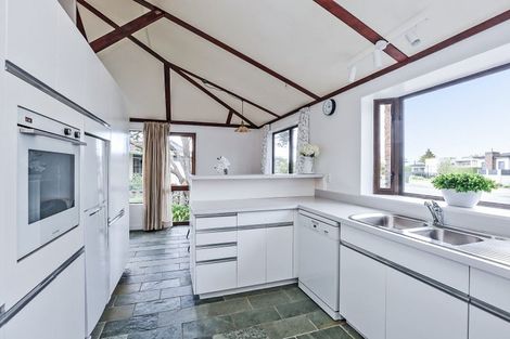 Photo of property in 29 Golding Road, Taradale, Napier, 4112