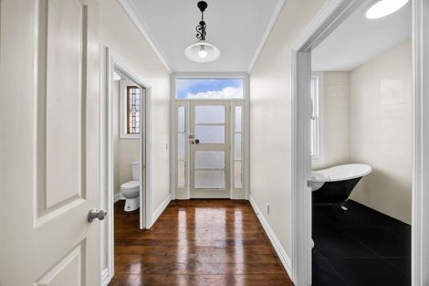 Photo of property in 5317 Mountain Road, Eltham, 4398