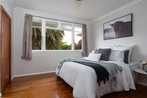 Photo of property in 38 Jellicoe Street, Greytown, 5712