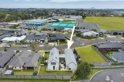 Photo of property in 16 Saint Thomas Avenue, Pyes Pa, Tauranga, 3112
