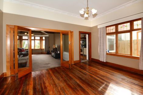 Photo of property in 157 Victoria Road, Saint Clair, Dunedin, 9012