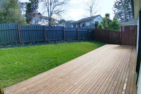 Photo of property in 2/1 Landsdale Place, Massey, Auckland, 0614