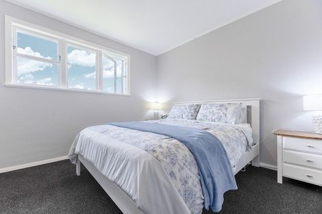 Photo of property in 76-78 Sievers Grove, Cannons Creek, Porirua, 5024