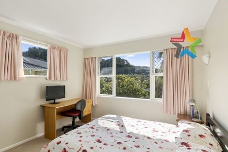 Photo of property in 15 Khouri Avenue, Karori, Wellington, 6012