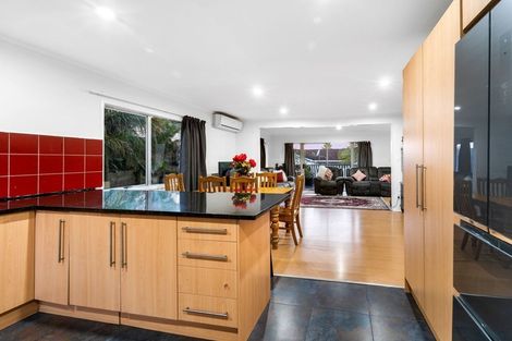 Photo of property in 327 Triangle Road, Massey, Auckland, 0614