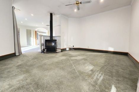 Photo of property in 23 Kingsbury Avenue, Rangiora, 7400