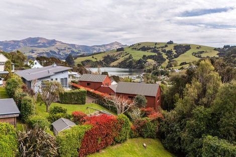 Photo of property in 8 Vangioni Lane, Akaroa, 7520