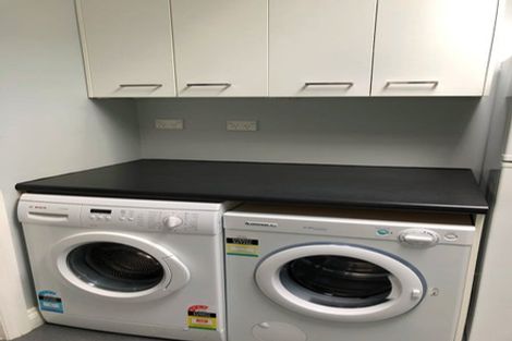 Photo of property in 30b Sutherland Crescent, Melrose, Wellington, 6023