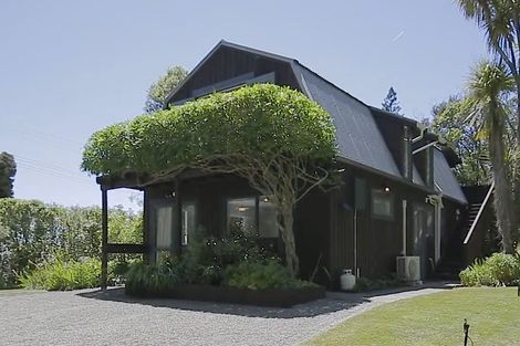 Photo of property in Atholwood Luxury Accommodation, 118 Bronte Road East, Bronte, Upper Moutere, 7173