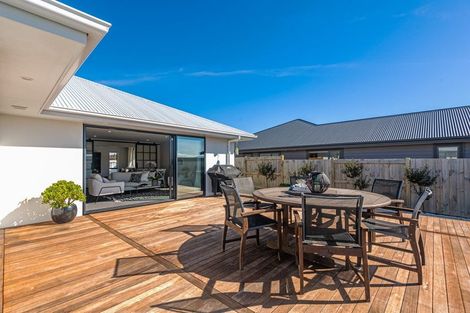 Photo of property in 20 Silicon Way, Fitzherbert, Palmerston North, 4410