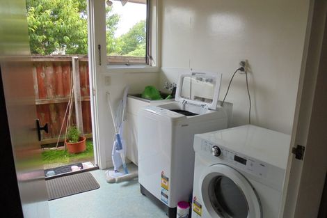 Photo of property in 1/31 Guinness Crescent, Ilam, Christchurch, 8041