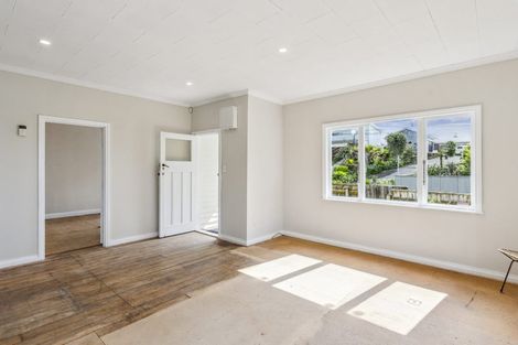 Photo of property in 98 Rosetta Road, Raumati South, Paraparaumu, 5032