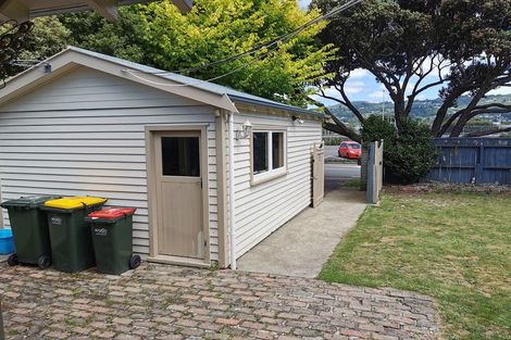 Photo of property in 85 Cambridge Terrace, Waterloo, Lower Hutt, 5011