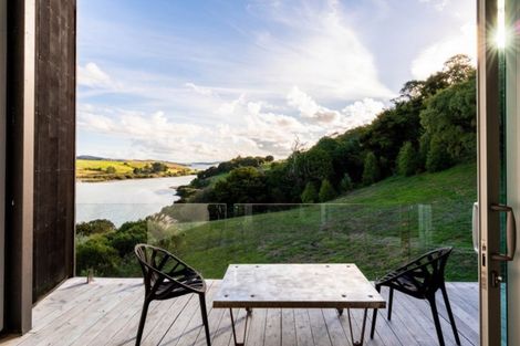 Photo of property in 4b Kotare Road, Kaiwaka, 0573