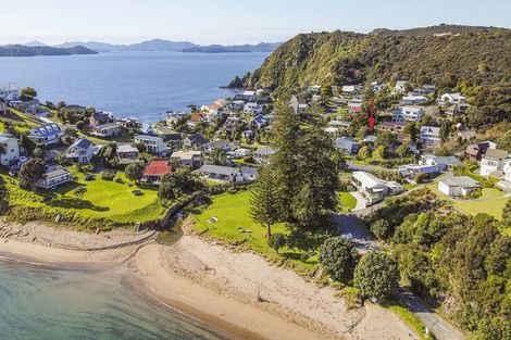 Photo of property in 7 Du Fresne Place, Russell, 0202