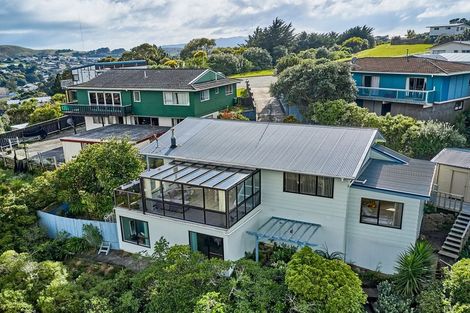 Photo of property in 27 Humphreys Grove, Titahi Bay, Porirua, 5022