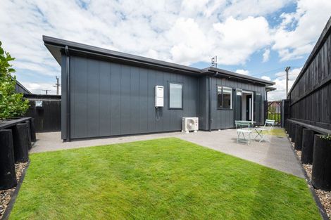 Photo of property in 2/2 English Street, Saint Andrews, Hamilton, 3200