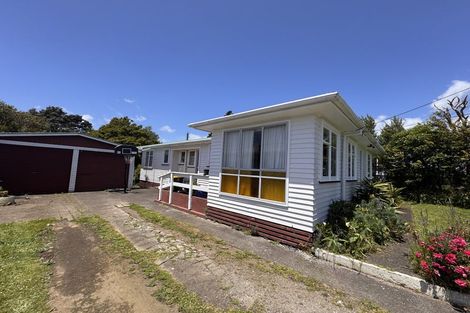 Photo of property in 56 Banks Street, Marfell, New Plymouth, 4310