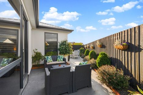 Photo of property in 42 Manakura Street, Russley, Christchurch, 8042