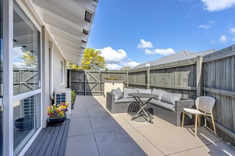 Photo of property in 1/23 Blighs Road, Strowan, Christchurch, 8052