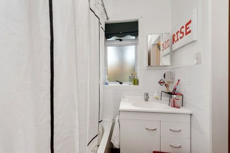 Photo of property in 10a Lewis Street, Glenview, Hamilton, 3206