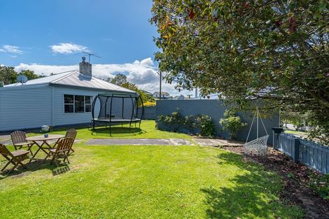 Photo of property in 4 Ashmore Street, Halfway Bush, Dunedin, 9010