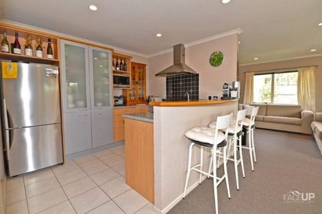 Photo of property in 33 Rush Creek Drive, Westgate, Auckland, 0614