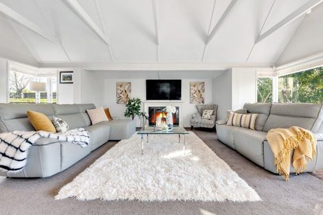 Photo of property in 281 Point View Drive, Shamrock Park, Auckland, 2016