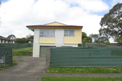 Photo of property in 16 Frobisher Way, Clendon Park, Auckland, 2103