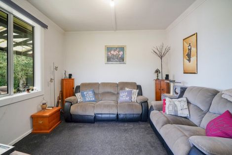 Photo of property in 43 Second Street, Kennington, Invercargill, 9871