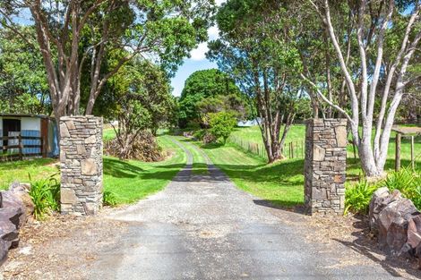 Photo of property in 860 Tiki Sh25 Road, Coromandel, 3506