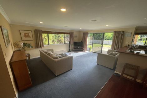 Photo of property in 10 Durmast Court, Cambridge, 3434