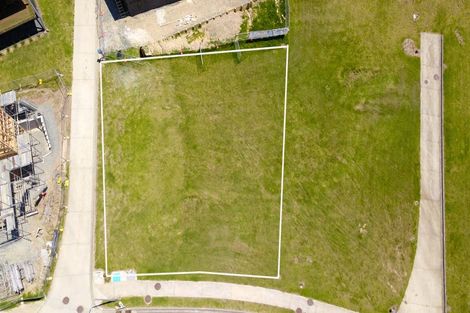 Photo of property in 14 Blue Moon Rise, Langs Beach, 0582