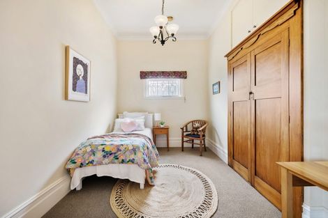 Photo of property in 9 Farm Road, Northland, Wellington, 6012