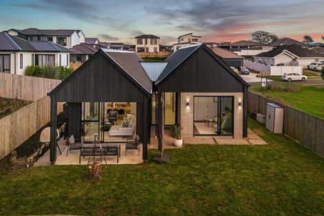 Photo of property in 23 Will Street, Huapai, Kumeu, 0810