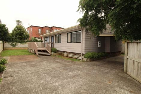 Photo of property in 7a Newcastle Terrace, Mount Albert, Auckland, 1025