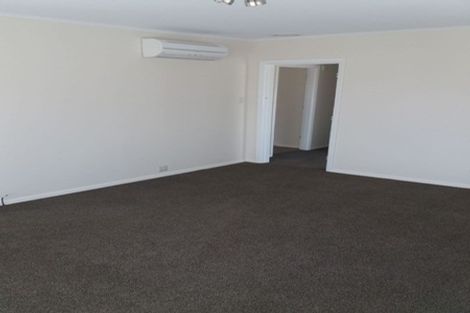 Photo of property in 27 Fraser Street, Wainuiomata, Lower Hutt, 5014