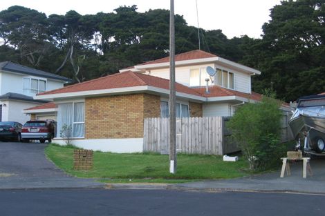 Photo of property in 14 Alice Place, Hillcrest, Auckland, 0627