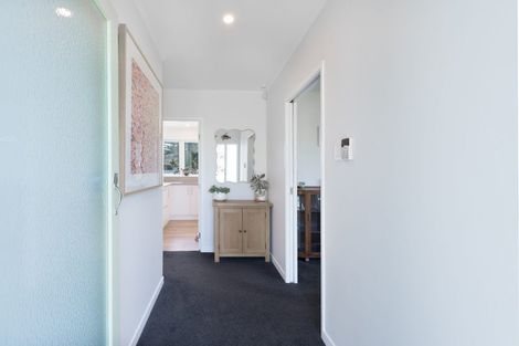 Photo of property in 6 Thornlow Street, Glendene, Auckland, 0602